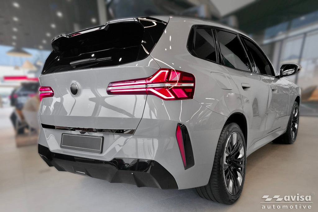 Bakluckelist BMW X3 (G45) 2024+ – Spegelblank svart | AVISA - Carlevel AB - Bakluckelist