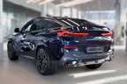 Bakluckelist BMW X6 (G06) 2023+ – Spegelblank svart | AVISA - Carlevel AB - Bakluckelist