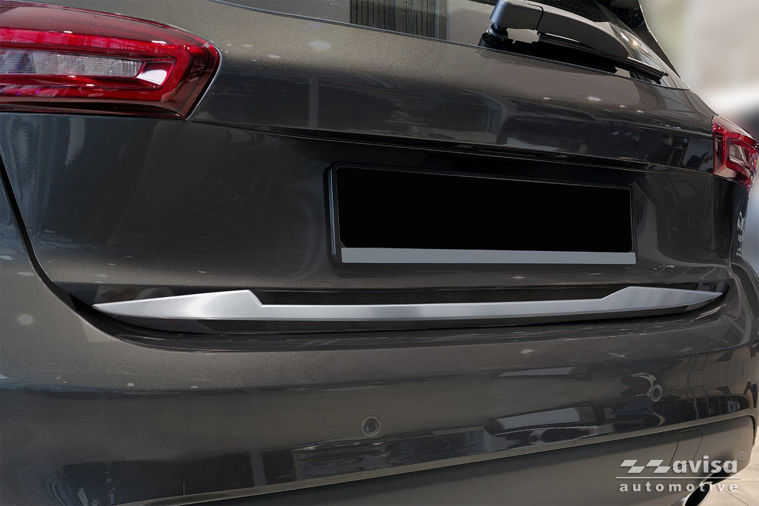Bakluckelist Ford Focus IV halvkombi 5-dörrars/ ST-Line 2018–2021, facelift 2021+ – Silver satin | AVISA - Carlevel AB - Bakluckelist