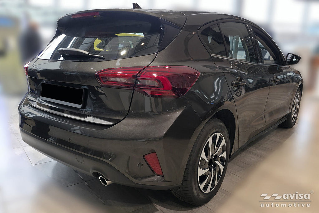 Bakluckelist Ford Focus IV halvkombi 5-dörrars/ ST-Line 2018–2021, facelift 2021+ – Spegelpolerat silver | AVISA - Carlevel AB - Bakluckelist