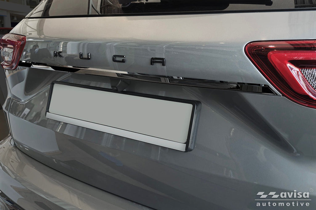 Bakluckelist Ford Kuga III 2019–2024, facelift 2024+ – Spegelblank svart | AVISA - Carlevel AB - Bakluckelist