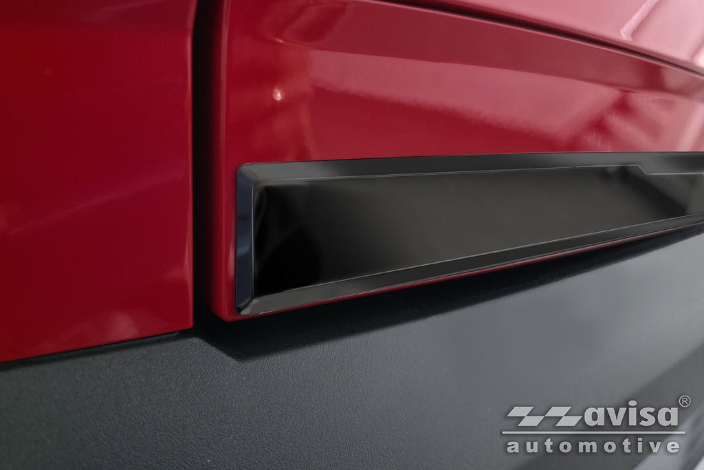 Bakluckelist Ford Tucson IV 2020–2024, facelift 2024+ >/ Hyundai Tucson IV N-Line 2020–2024, facelift 2024+ > – Spegelblank svart | AVISA - Carlevel AB - Bakluckelist