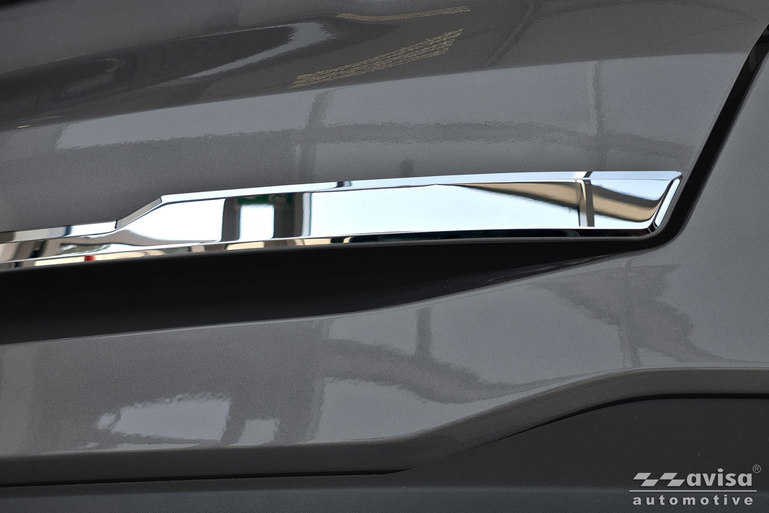 Bakluckelist Kia Sorento IV facelift 2020+ – Spegelpolerat silver (2/38141) | AVISA - Carlevel AB - Bakluckelist