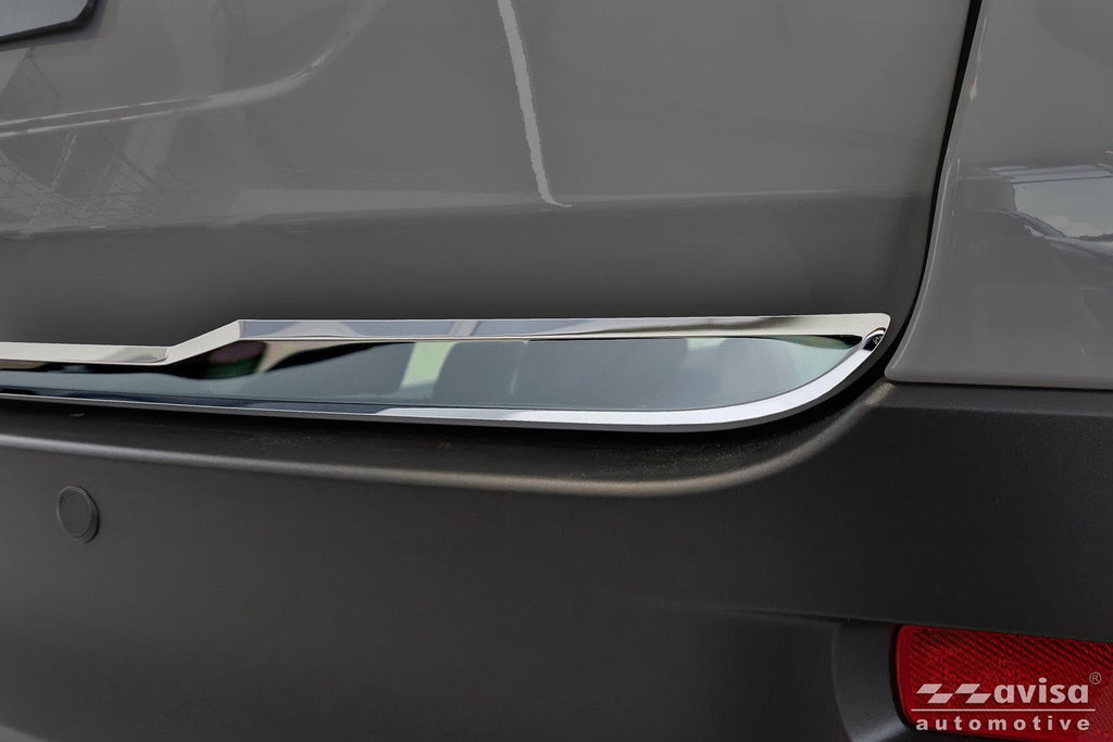 Bakluckelist Mazda CX-5 III 2025+ – Spegelpolerat silver | AVISA - Carlevel AB - Bakluckelist