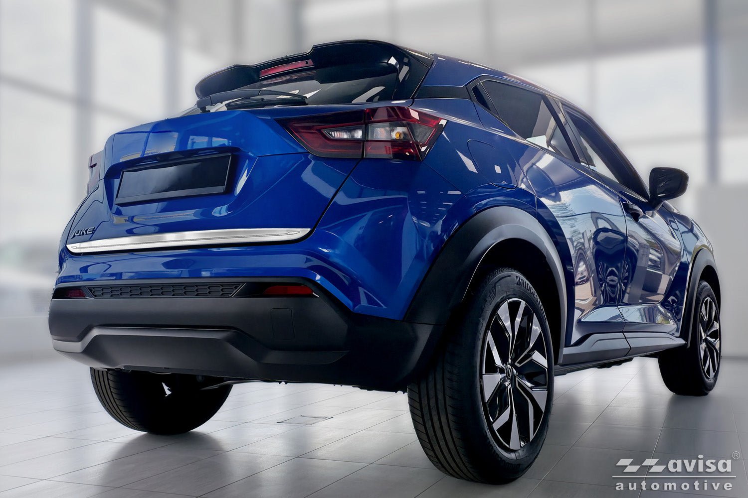 Bakluckelist Nissan Juke II 2019+ – Silver satin | AVISA - Carlevel AB - Bakluckelist