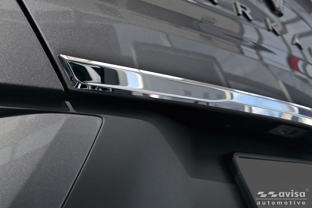 Bakluckelist Renault Arkana 2020+ – Spegelpolerat silver | AVISA - Carlevel AB - Bakluckelist