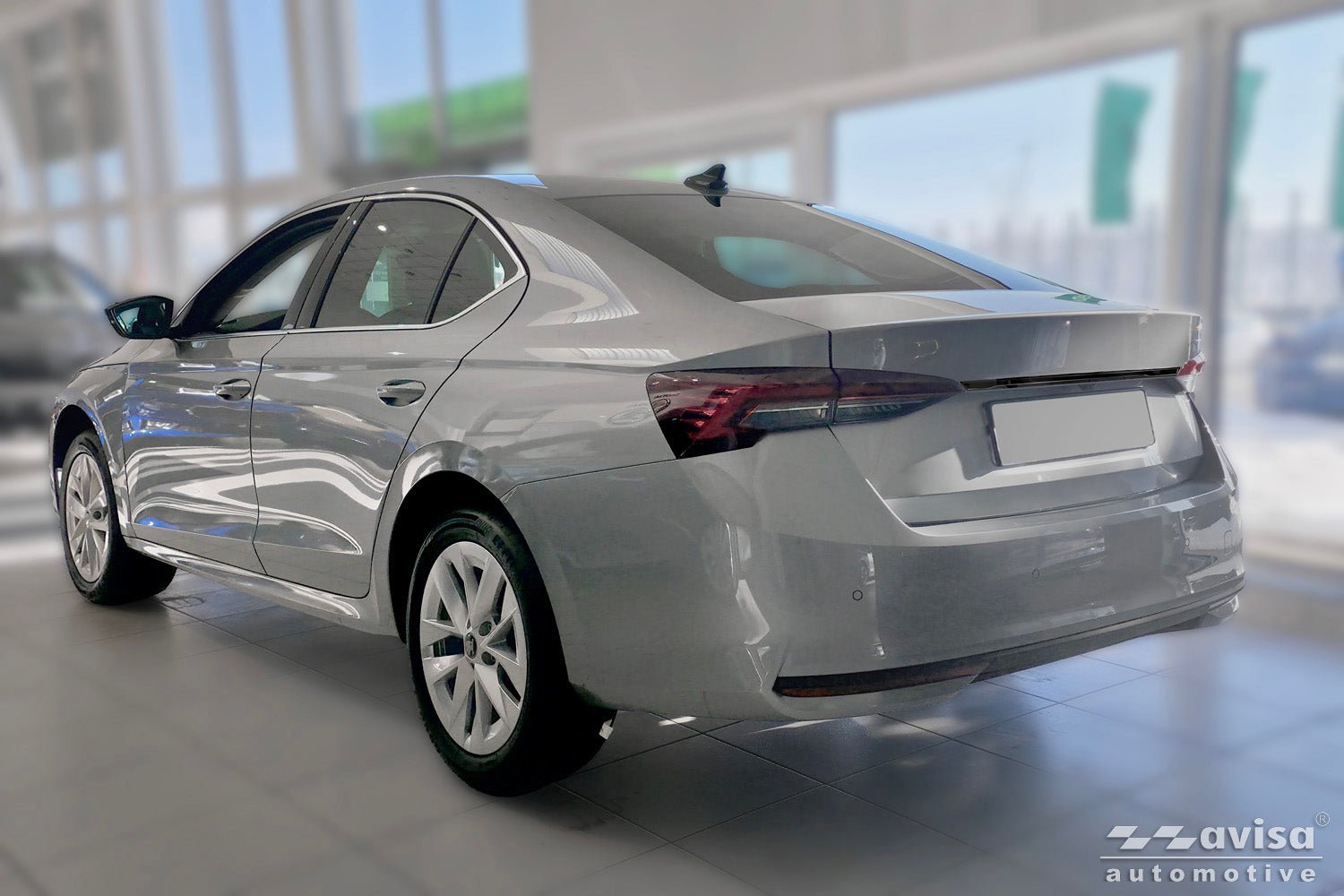 Bakluckelist Skoda Octavia IV liftback 2019–2024 facelift 2024+ – Spegelblank svart | AVISA - Carlevel AB - Bakluckelist