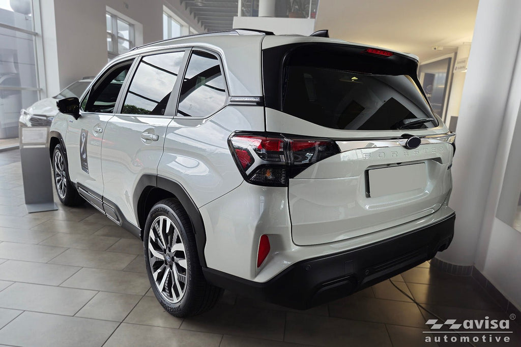 Bakluckelist Subaru Forester VI 2024+ – Spegelpolerat silver | AVISA - Carlevel AB - Bakluckelist