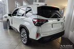 Bakluckelist Subaru Forester VI 2024+ – Spegelpolerat silver | AVISA - Carlevel AB - Bakluckelist