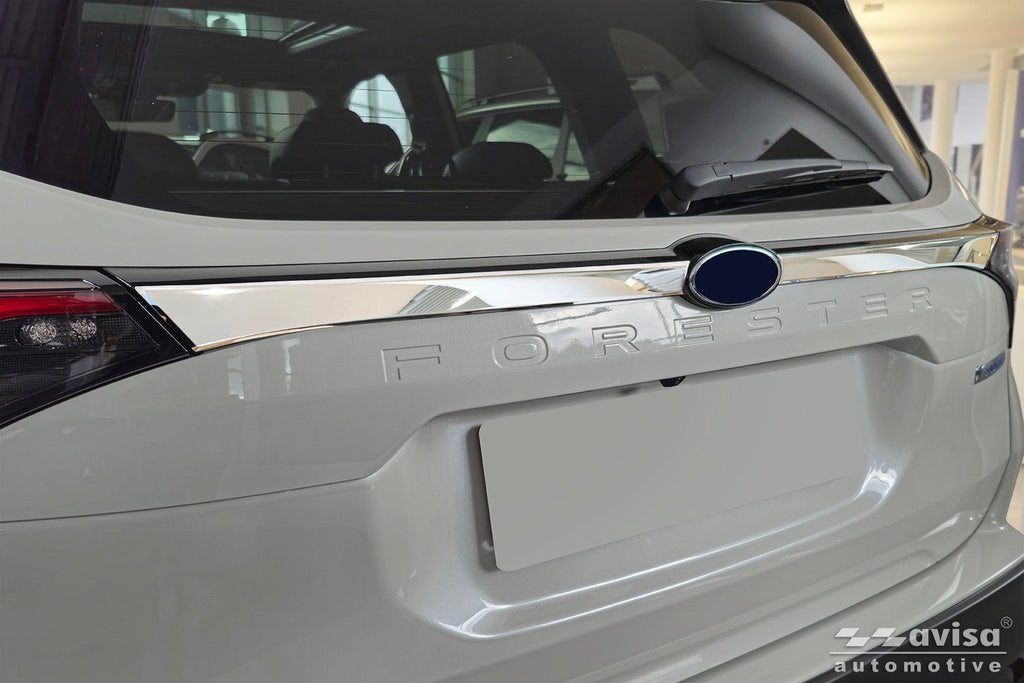 Bakluckelist Subaru Forester VI 2024+ – Spegelpolerat silver | AVISA - Carlevel AB - Bakluckelist