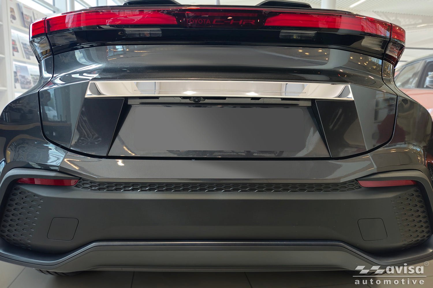 Bakluckelist Toyota C-Hr II (X20) 2023+ – Spegelpolerat silver | AVISA - Carlevel AB - Bakluckelist