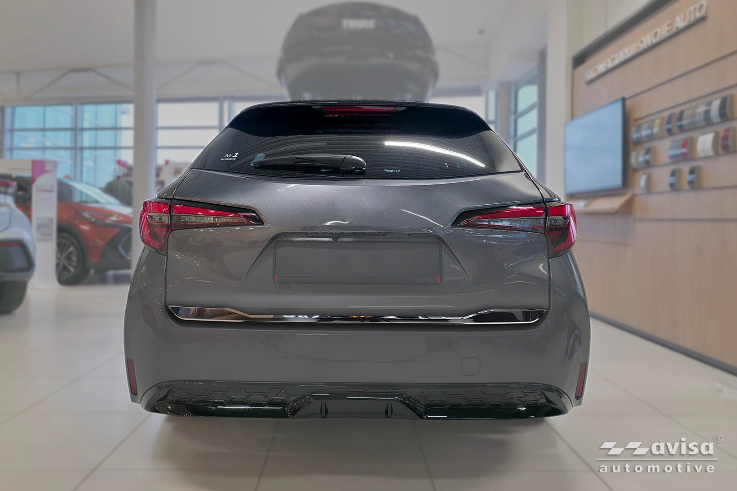 Bakluckelist Toyota Corolla XII Touring Sports 2018+/ GR Sport 2018+ – Spegelblank svart (2/51120) | AVISA - Carlevel AB - Bakluckelist