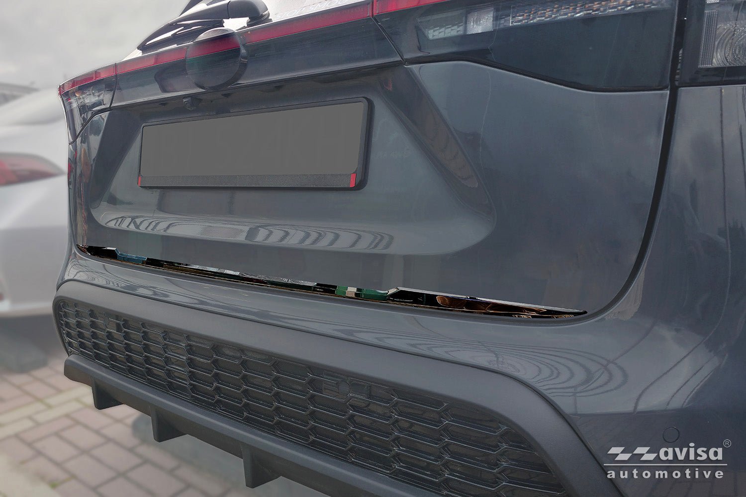Bakluckelist Toyota Yaris Cross 2021+ – Spegelblank svart | AVISA - Carlevel AB - Bakluckelist