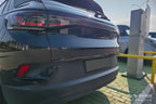 Bakluckelist Volkswagen ID 4 2020+ – Spegelblank svart | AVISA - Carlevel AB - Bakluckelist