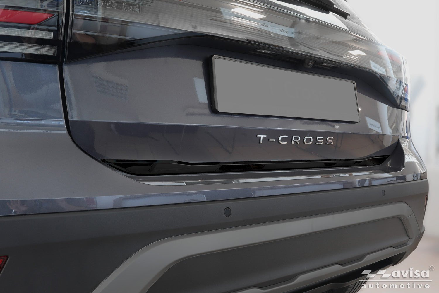 Bakluckelist Volkswagen T-Cross 2018–2024, facelift 2024+ – Spegelblank svart | AVISA - Carlevel AB - Bakluckelist