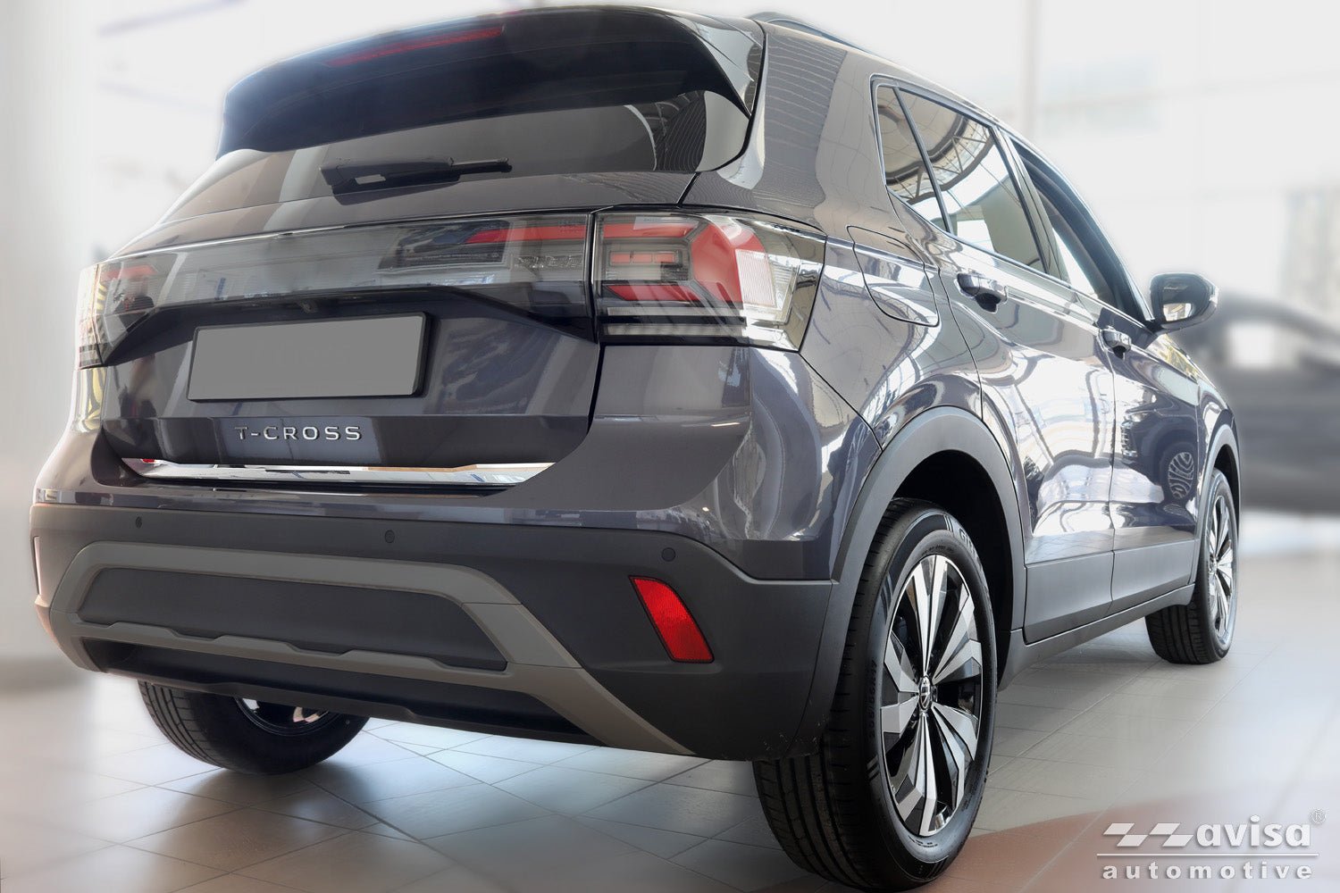 Bakluckelist Volkswagen T-Cross 2018–2024, facelift 2024+ – Spegelpolerat silver | AVISA - Carlevel AB - Bakluckelist