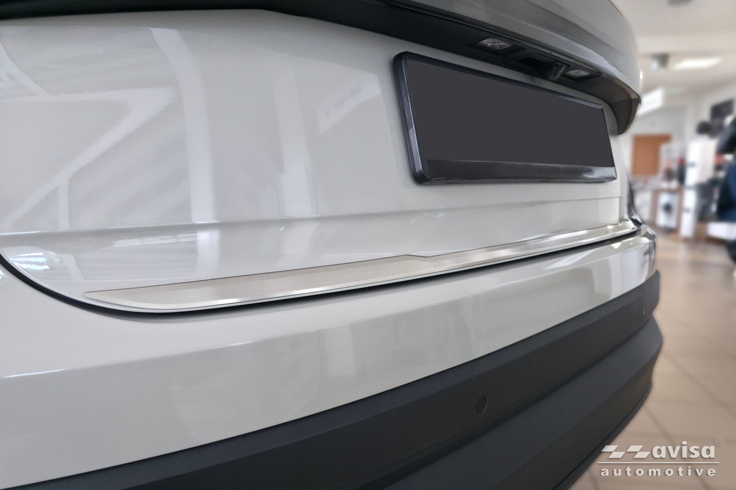 Bakluckelist Volkswagen Taigo 2021+ – Silver satin | AVISA - Carlevel AB - Bakluckelist