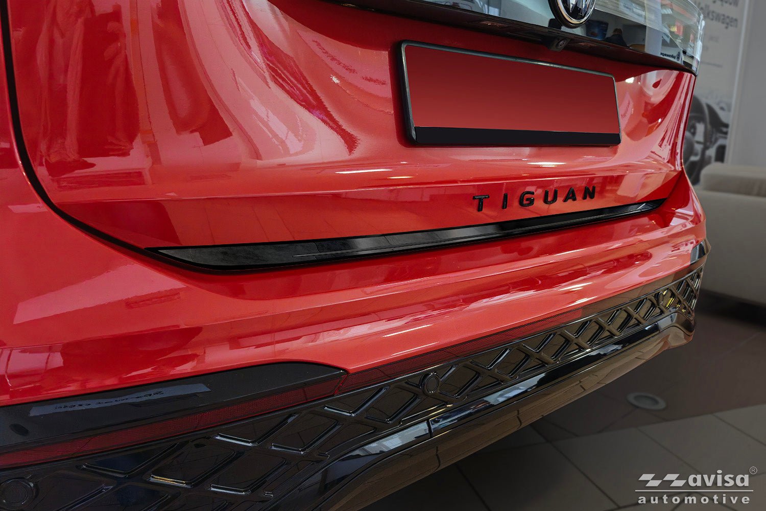 Bakluckelist Volkswagen Tiguan III 2024+ – Spegelblank svart | AVISA - Carlevel AB - Bakluckelist