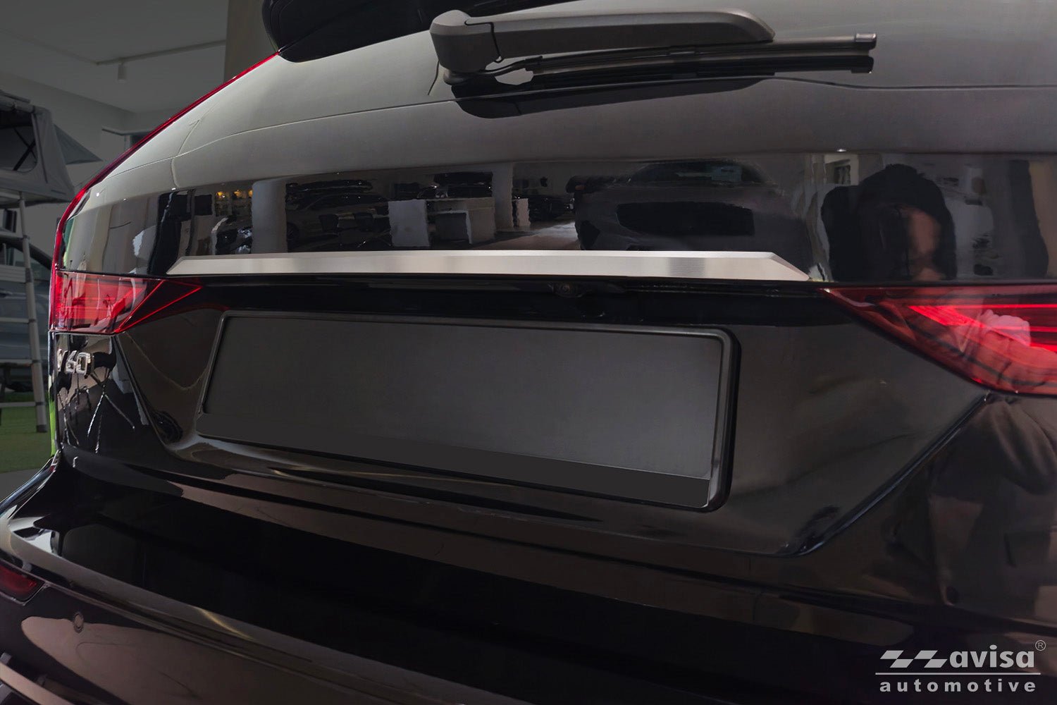 Bakluckelist Volvo V60 II 2018+ – Silver satin | AVISA - Carlevel AB - Bakluckelist