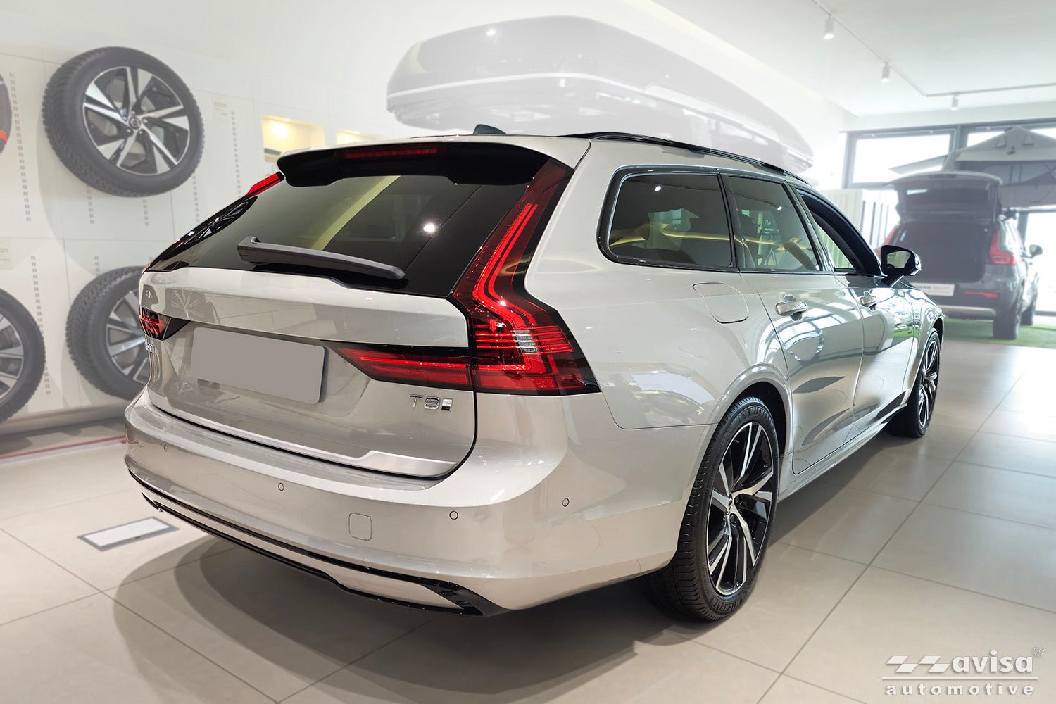 Bakluckelist Volvo V90 Kombi 2016+/ V90 Cross Country 2016+ – Silver satin | AVISA - Carlevel AB - Bakluckelist