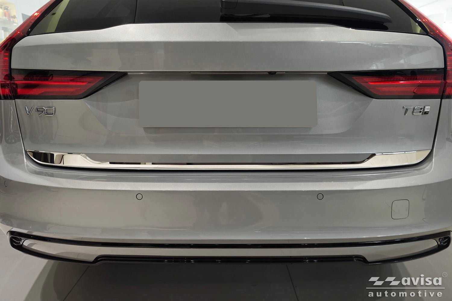 Bakluckelist Volvo V90 Kombi 2016+/ V90 Cross Country 2016+ – Spegelpolerat silver | AVISA - Carlevel AB - Bakluckelist