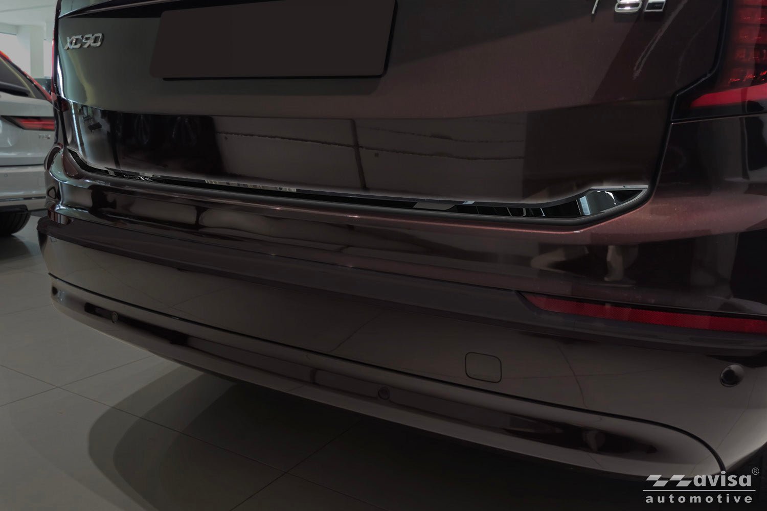 Bakluckelist Volvo XC90 II 2015–2019, facelift 2019–2024, facelift 2024+ – Spegelblank svart | AVISA - Carlevel AB - Bakluckelist