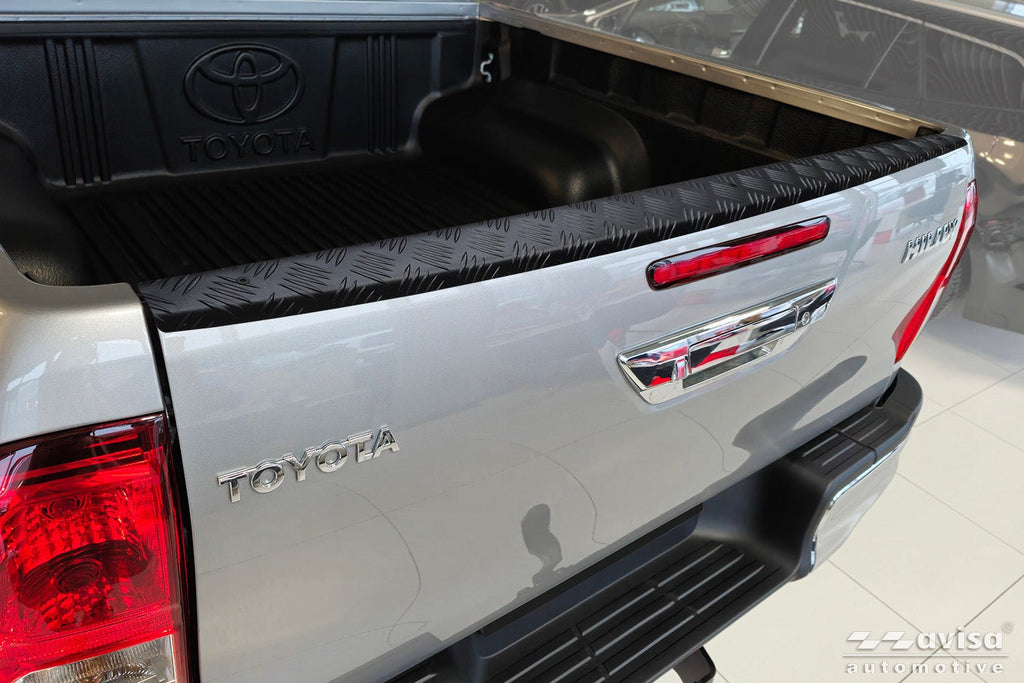 Bakre kant-/skyddslist Toyota Hilux VIII facelift 2020+ – Svart | AVISA - Carlevel AB - Bakre kant-/skyddslist