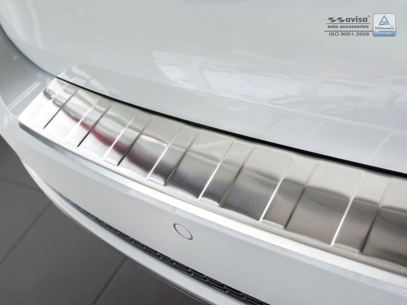 Lastskydd Audi A4 B9 Avant/ S-line 2015–2019, facelift 2019+ / Audi S4 Avant 2015–2019, facelift 2019+ – Silver satin | AVISA - Carlevel AB - Lastskydd