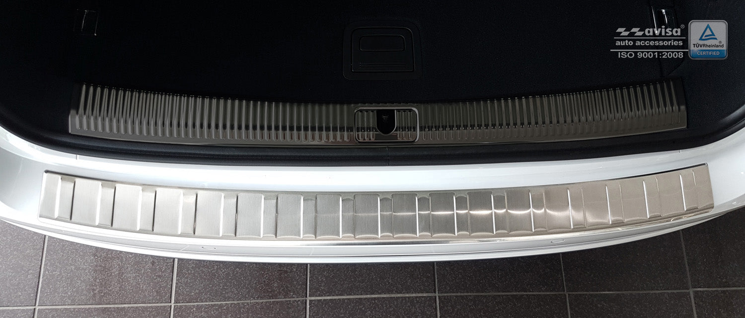 Lastskydd Audi A4 B9 Avant/ S-line 2015–2019, facelift 2019+ / Audi S4 Avant 2015–2019, facelift 2019+ – Silver satin | AVISA - Carlevel AB - Lastskydd