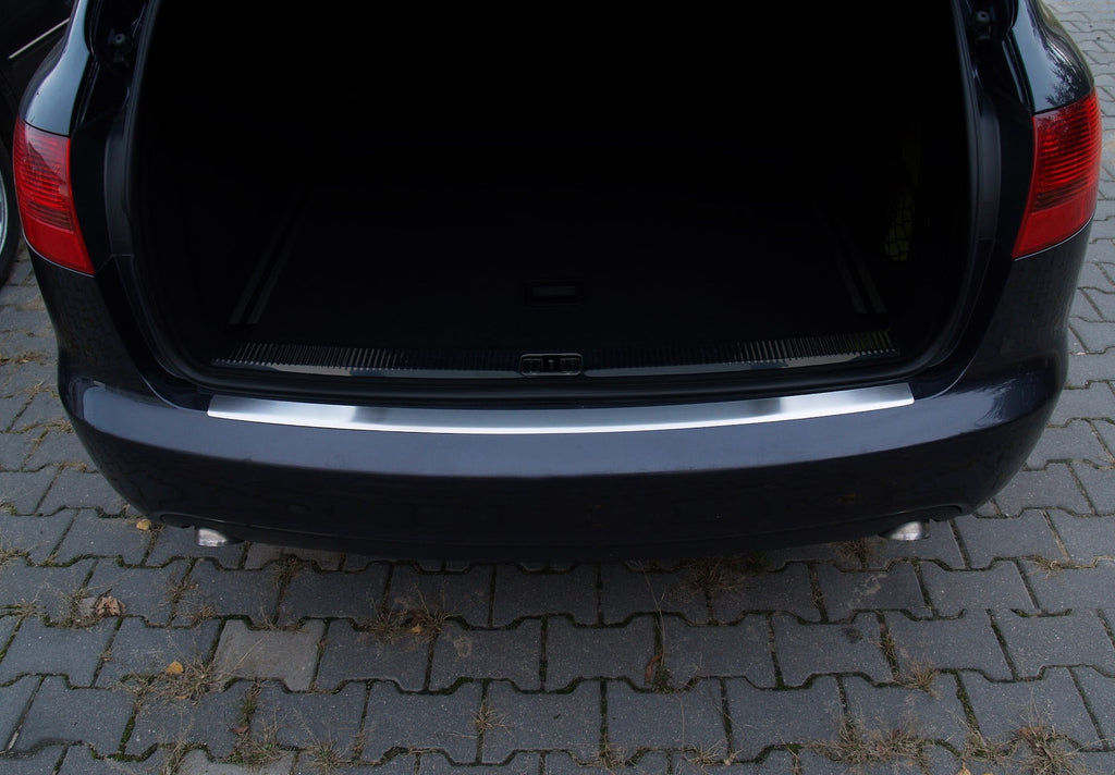 Lastskydd Audi A6 C6 Avant 2005–2011 – Silver satin | AVISA - Carlevel AB - Lastskydd