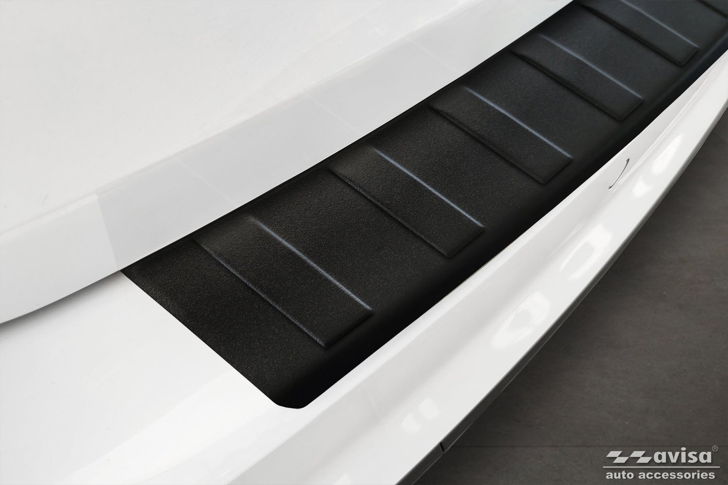 Lastskydd Black Mat Audi A4 B9 Avant/ S-line 2015–2019, facelift 2019+ / Audi S4 Avant 2015–2019, facelift 2019+ – Mattsvart | AVISA - Carlevel AB - Lastskydd