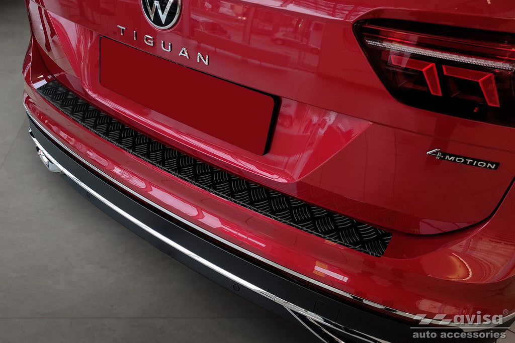 Lastskydd Black Mat Volkswagen Tiguan II 2015–2020, facelift 2020+/ eHybrid 2020–2024 m.fl. – Mattsvart (2/40213) | AVISA - Carlevel AB - Lastskydd