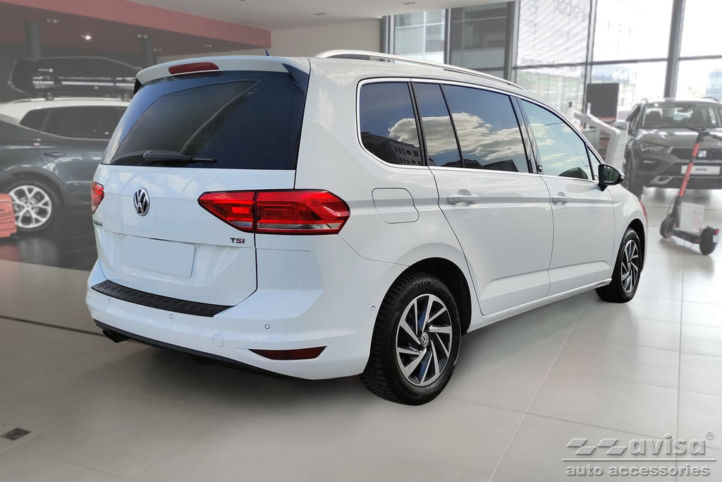 Lastskydd Black Mat Volkswagen Touran III/ R-line 2015+ – Mattsvart | AVISA - Carlevel AB - Lastskydd
