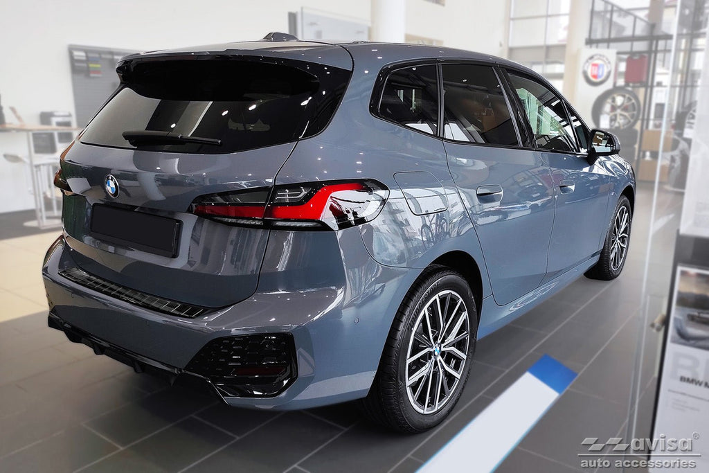 Lastskydd BMW 2 Active Tourer II U06 M-paket 2021+ – Spegelblank svart | AVISA - Carlevel AB - Lastskydd