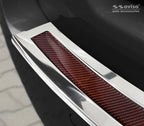Lastskydd BMW 5 F11 touring 2010–2013, facelift 2013–2017 – Spegelblank steel, Röd&Svart Kolfiber | AVISA - Carlevel AB - Lastskydd