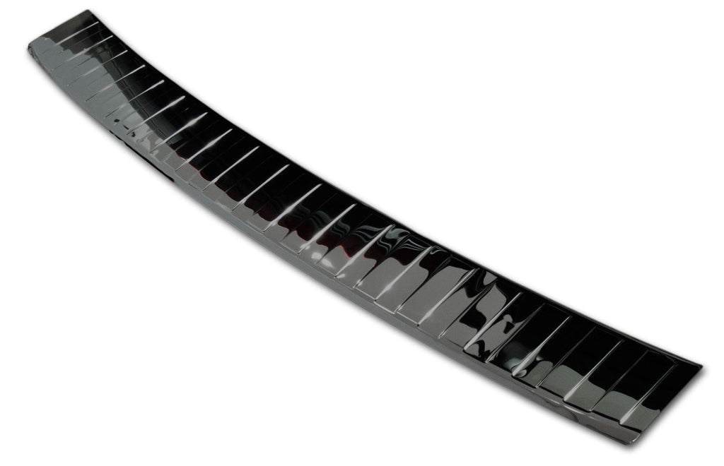 Lastskydd BMW 5 F11 touring 2010–2013, facelift 2013–2017 – Spegelblank svart | AVISA - Carlevel AB - Lastskydd