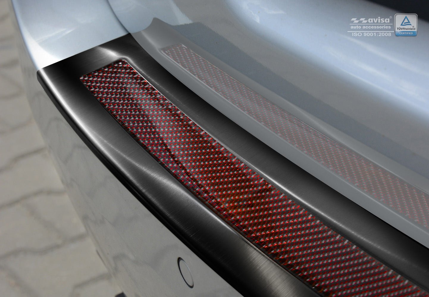 Lastskydd BMW 5 F11 touring 2010–2013, facelift 2013–2017 – Svart steel, Röd&Svart Kolfiber | AVISA - Carlevel AB - Lastskydd