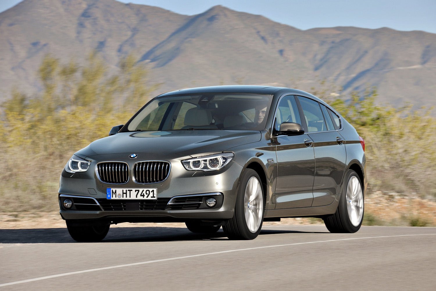 Lastskydd BMW 5 GT F07 2009+ – Silver satin | AVISA - Carlevel AB - Lastskydd