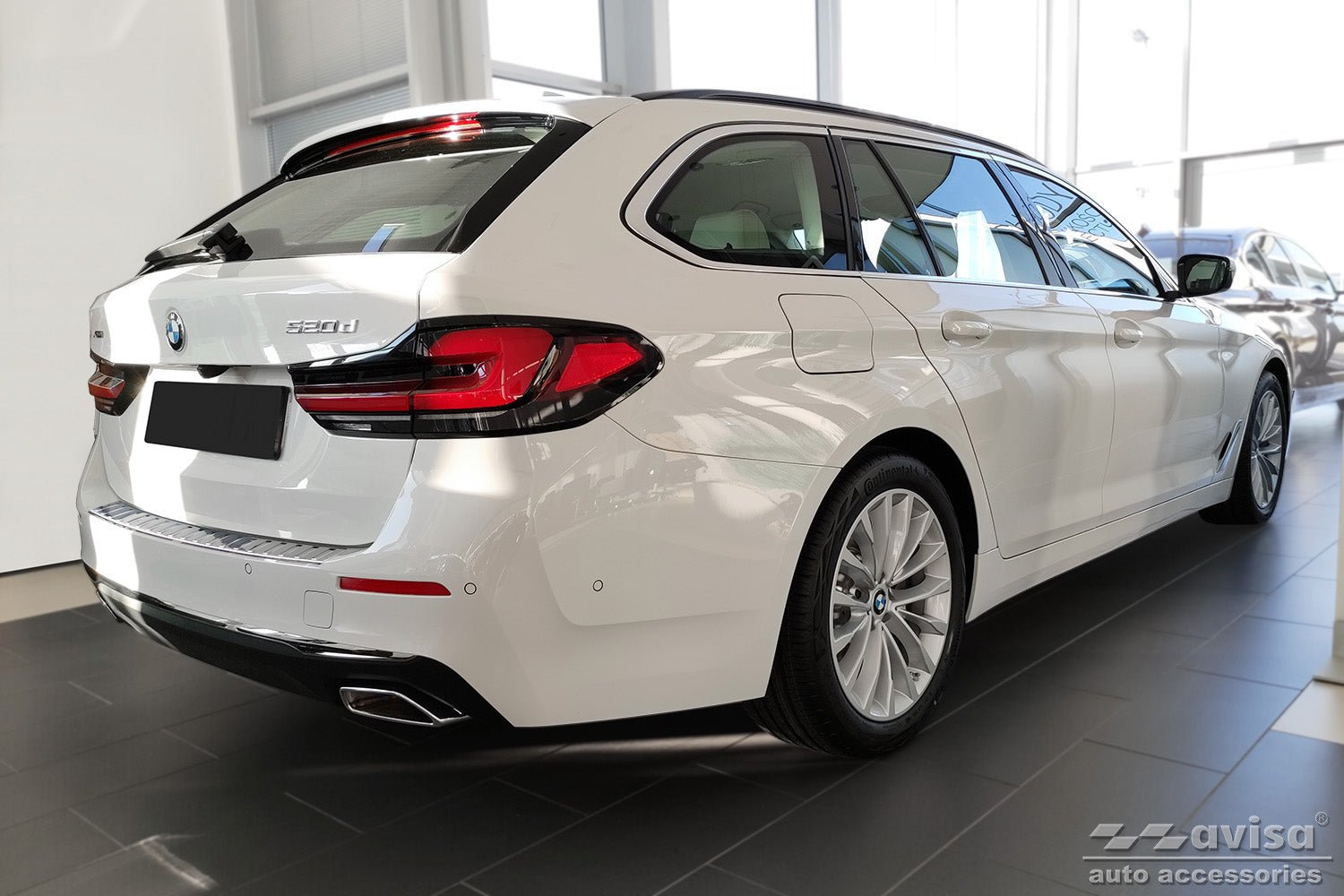 Lastskydd BMW 5 VII Touring G31 facelift 2020–2024 (utan M-paket) – Silver | AVISA - Carlevel AB - Lastskydd