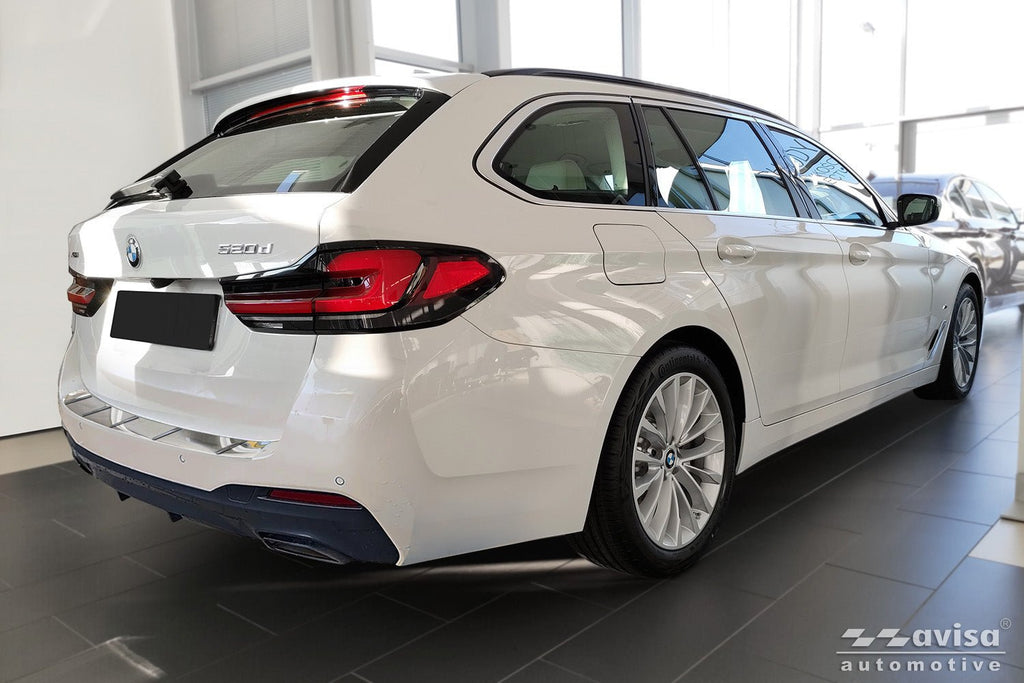 Lastskydd BMW 5 VII Touring G31 M-paket facelift 2020–2024 – Silver | AVISA - Carlevel AB - Lastskydd