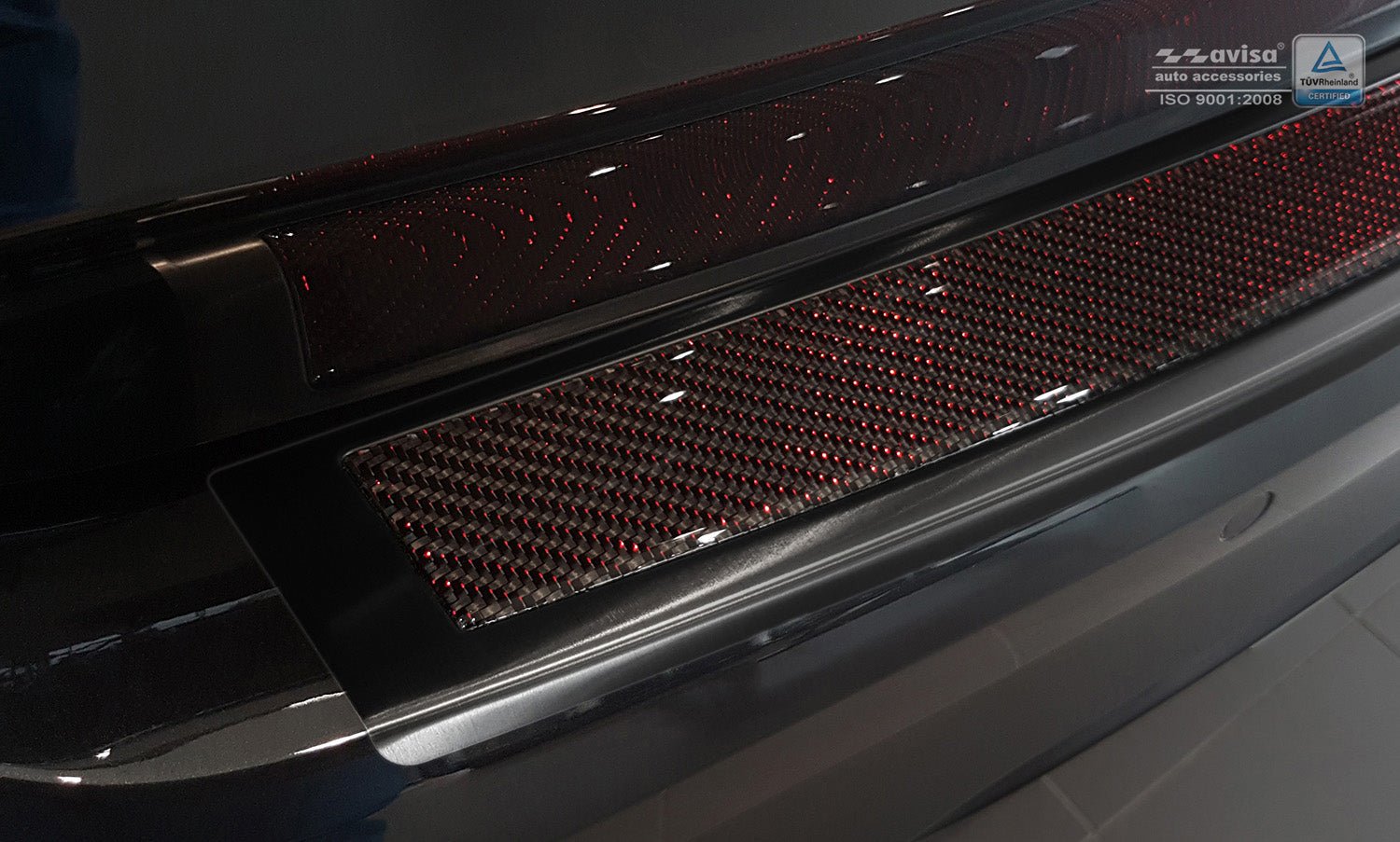 Lastskydd BMW X3 F25 facelift 2015+ – Svart steel , Röd Kolfiber | AVISA - Carlevel AB - Lastskydd
