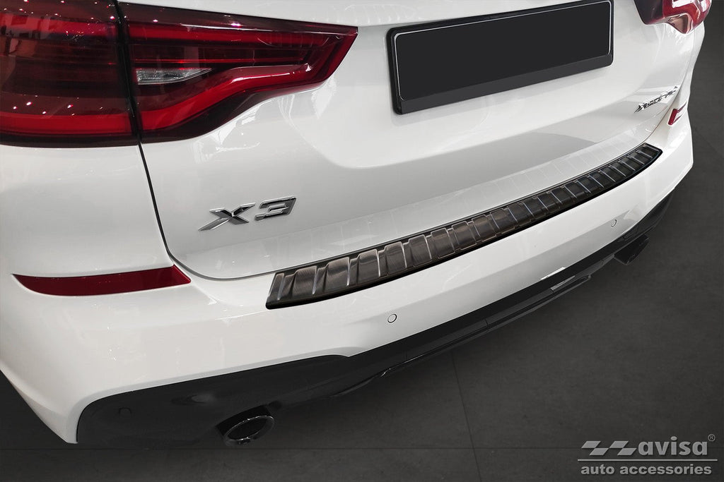 Lastskydd BMW X3 ( F97 ) M Competition 2019–2021 / BMW X3 G01 M-paket/ M-Sport 2017–2021, facelift 2021–2024 – Svart | AVISA - Carlevel AB - Lastskydd