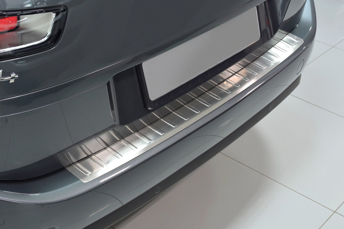 Lastskydd Citroen C4 Grand Space Tourer (Grand C4 Picasso II) 2013–2016, facelift 2016+ – Silver satin | AVISA - Carlevel AB - Lastskydd