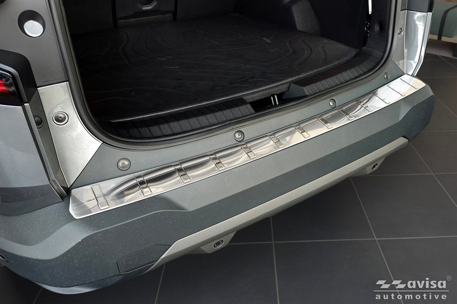 Lastskydd Dacia Bigster 2024+ – Silver satin | AVISA - Carlevel AB - Lastskydd