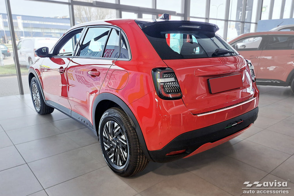 Lastskydd Fiat 600 2023+ – Silver satin | AVISA - Carlevel AB - Lastskydd