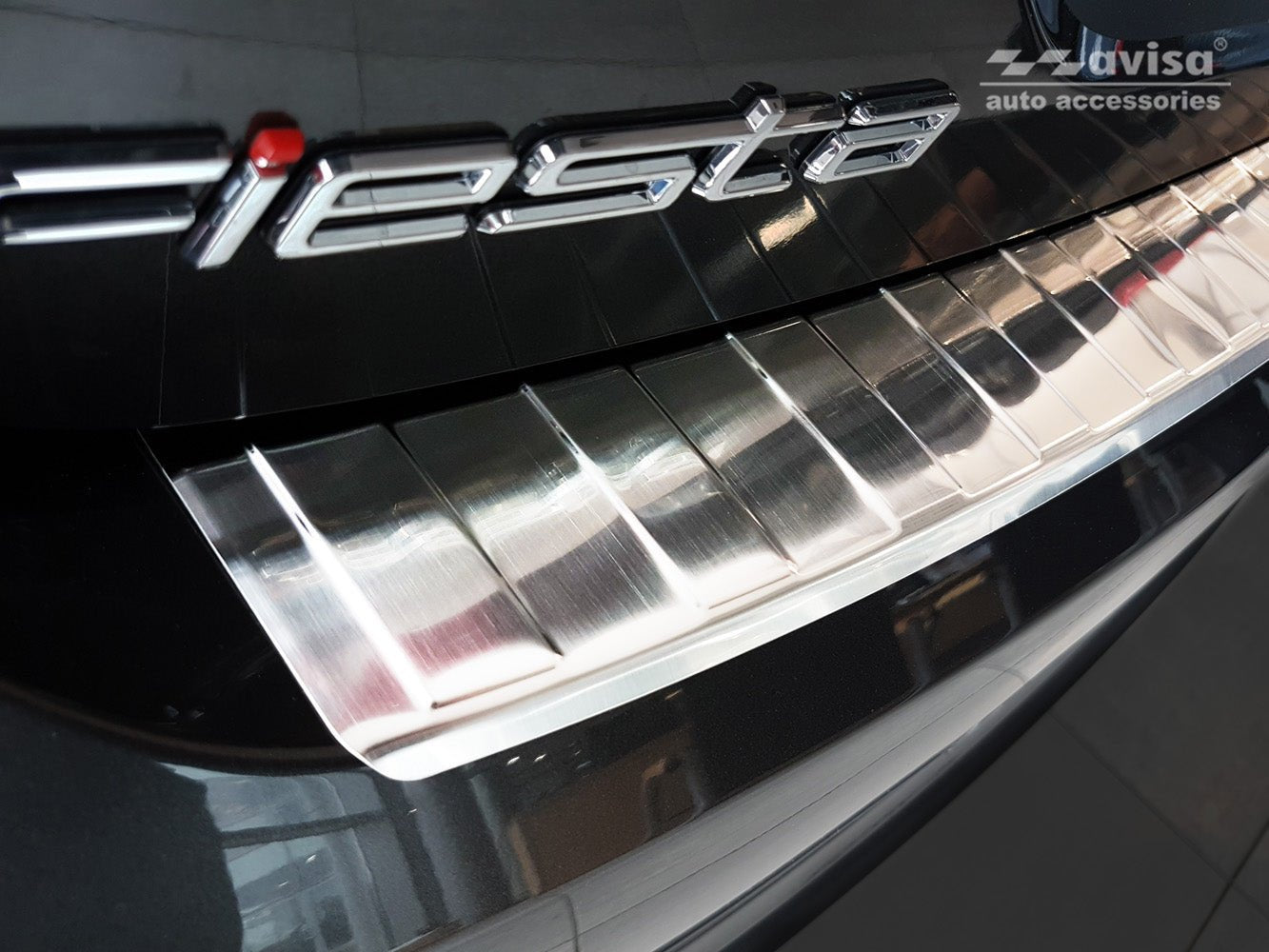 Lastskydd Ford Fiesta MK8 5-dörrars/ 3-dörrars/ Active/ Vignale/ ST 2017+ m.fl. – Silver satin | AVISA - Carlevel AB - Lastskydd