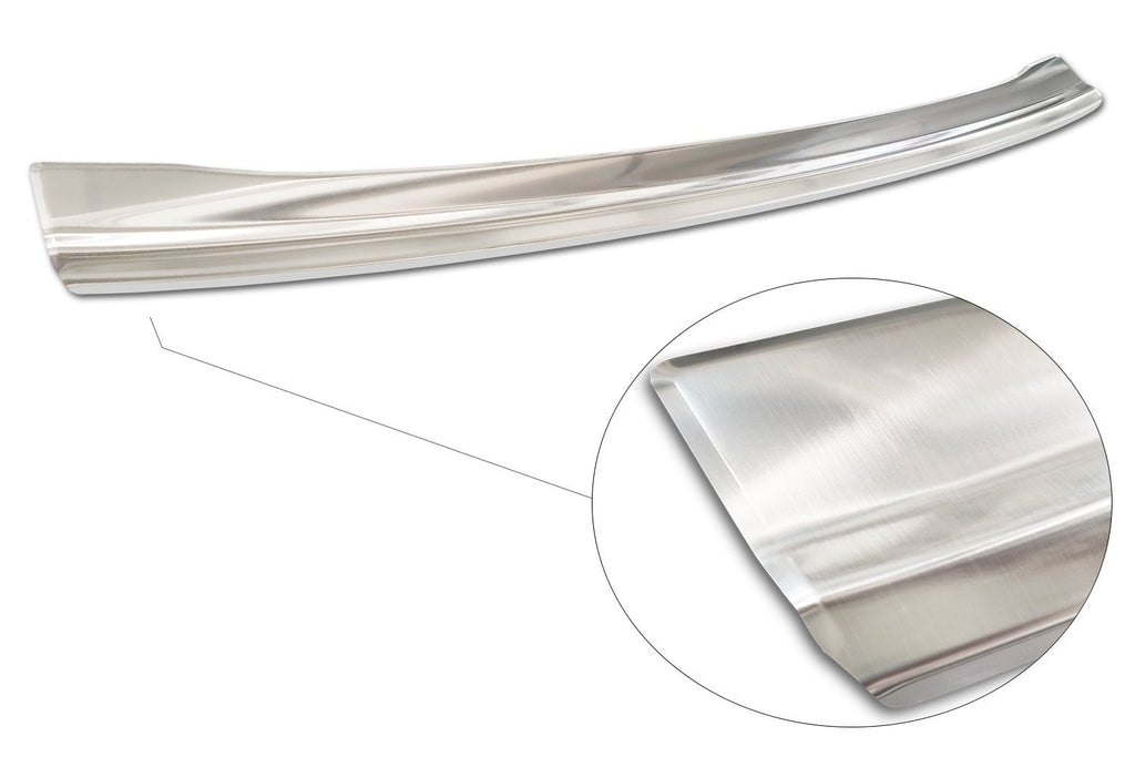 Lastskydd Ford Fiesta VII halvkombi 3-dörrars/ 5-dörrars/ van 3-dörrars 2008–2012, facelift 2012–2017 – Silver satin | AVISA - Carlevel AB - Lastskydd