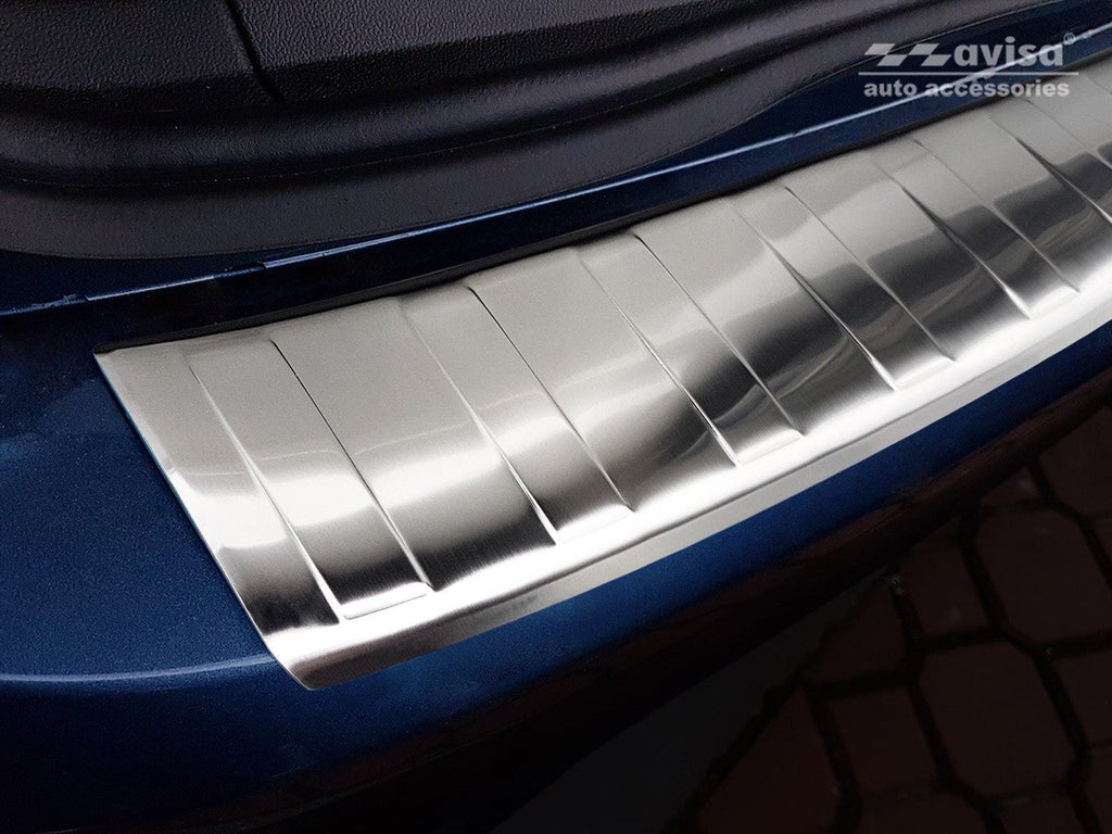 Lastskydd Ford Focus IV Kombi/ ST-Line/ Active 2018–2021, facelift 2021+ – Silver satin | AVISA - Carlevel AB - Lastskydd