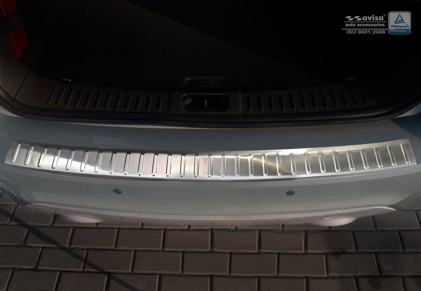 Lastskydd Ford Kuga I 2008–2013 – Silver satin | AVISA - Carlevel AB - Lastskydd