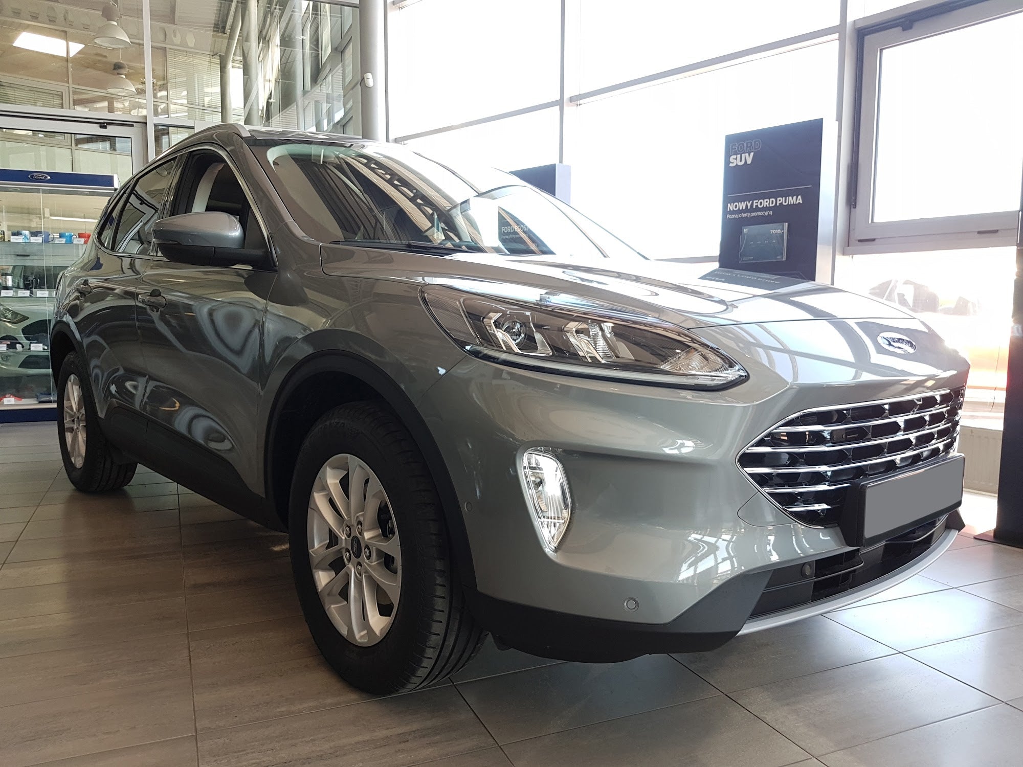 Lastskydd Ford Kuga III Titanium/ Titanium X/ Trend/ Cool+Connect 2019–2024, facelift 2024+ – Silver satin | AVISA - Carlevel AB - Lastskydd
